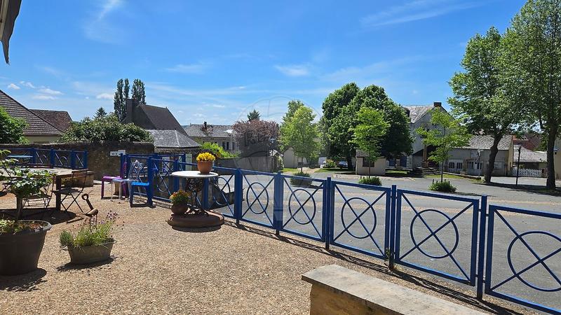 Maison de village - 137 m² - 6 pièces