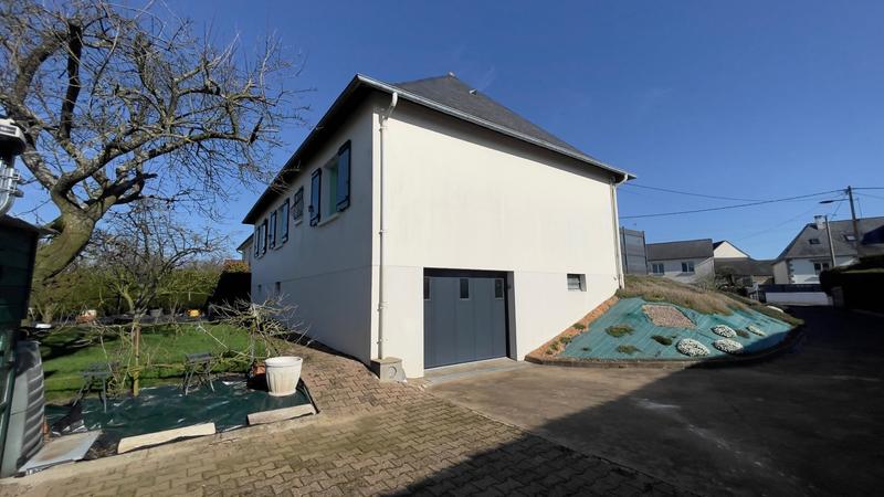 Maison - 92 m² - 5 pièces
