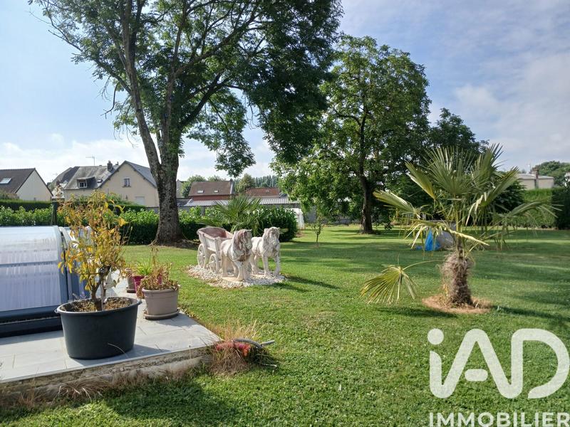 Maison - 293 m² - 10 pièces