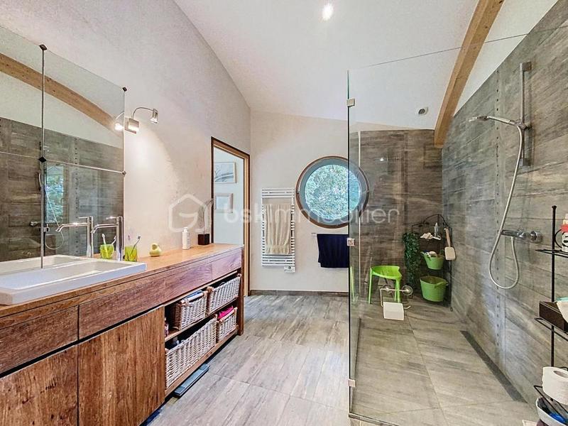 Maison d'architecte - 240 m² - 6 pièces