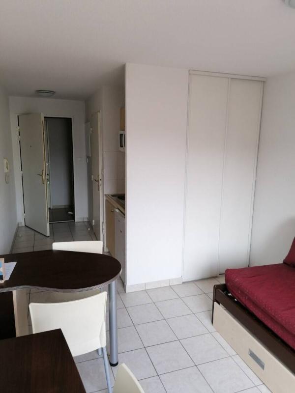Studio - 16 m² - 1 pièce