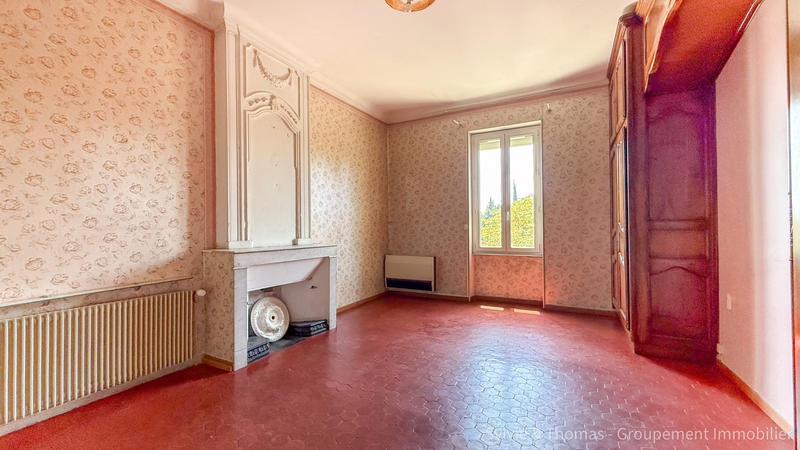 Maison - 200 m² - 6 pièces