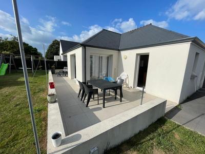 Maison - 93 m² - 5 pièces