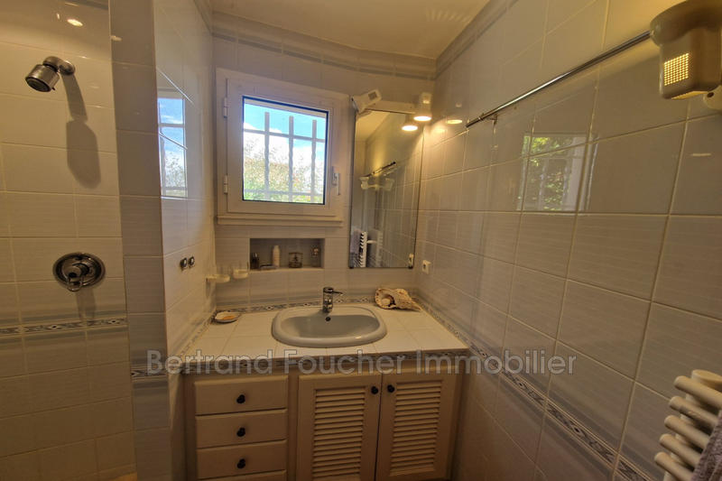 Maison - 250 m² - 10 pièces