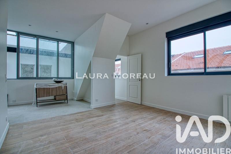 Loft - 171 m² - 5 pièces