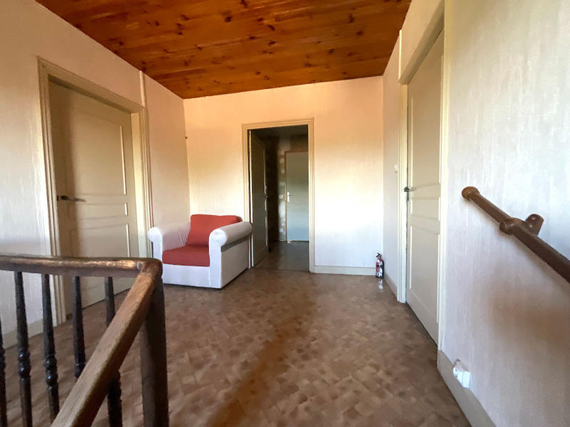 Propriété - 380 m² - 32 pièces