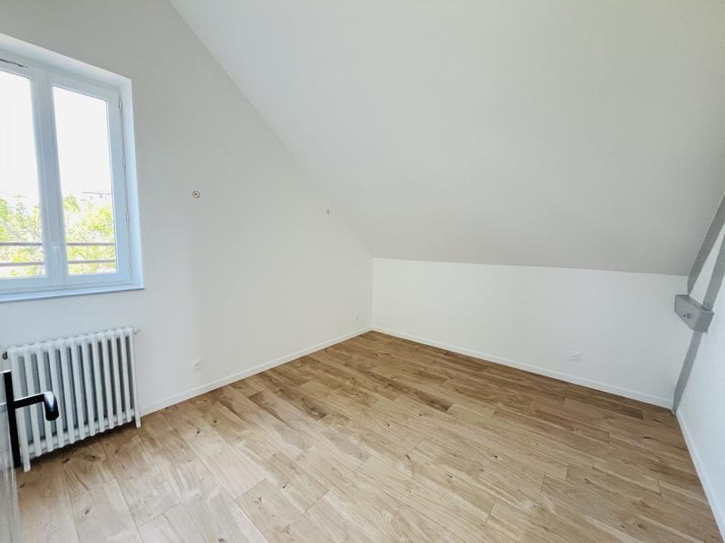 Maison - 83 m² - 5 pièces