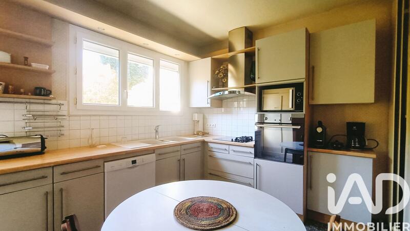 Maison - 166 m² - 8 pièces