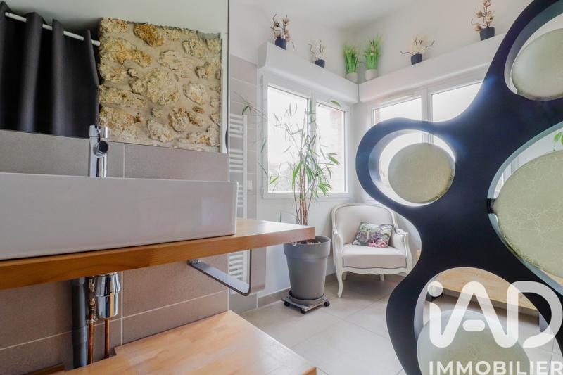 Maison - 92 m² - 4 pièces