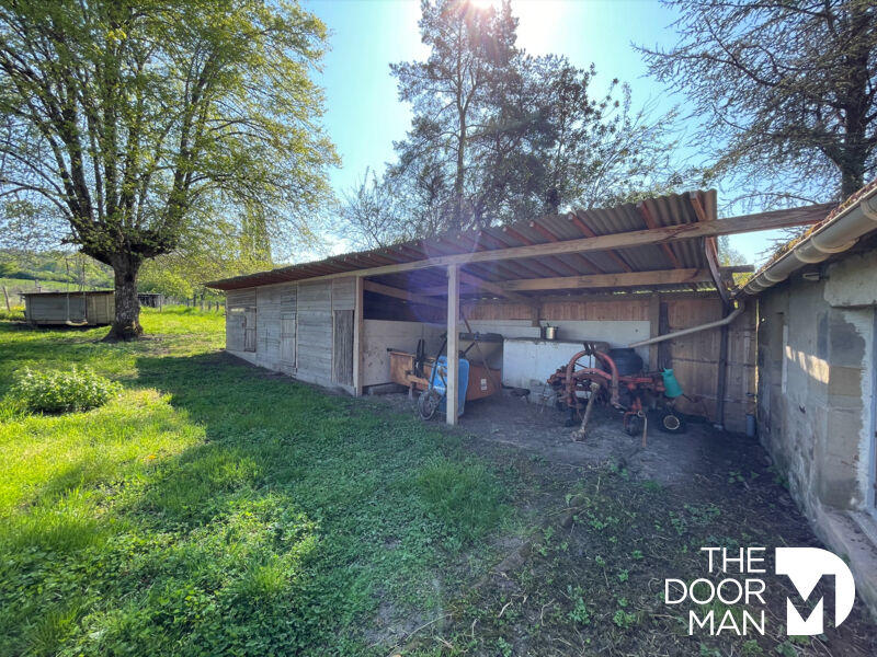 Corps de ferme - 218 m² - 7 pièces