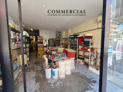 Local commercial - 122 m²