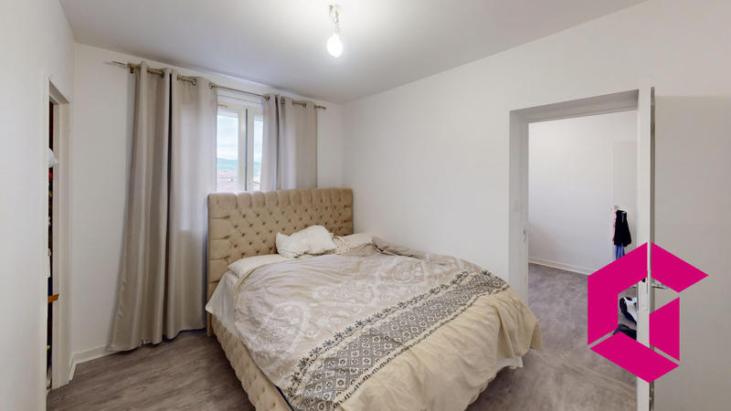 Appartement - 72 m² - 4 pièces