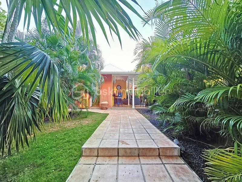 Villa - 94 m² - 6 pièces