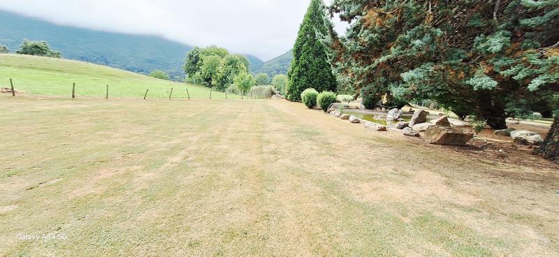 Maison - 300 m² - 11 pièces