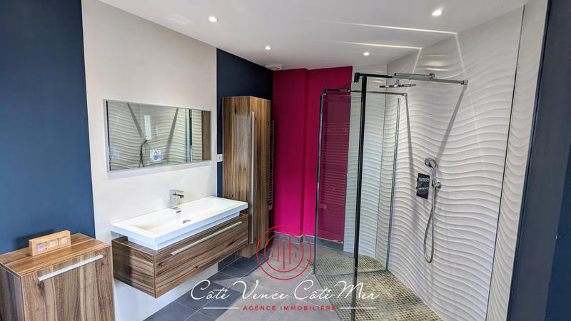 Maison - 168 m² - 6 pièces