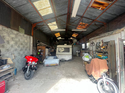 Maison - 233 m² - 9 pièces