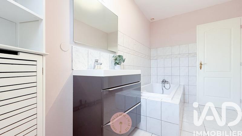 Maison - 141 m² - 6 pièces