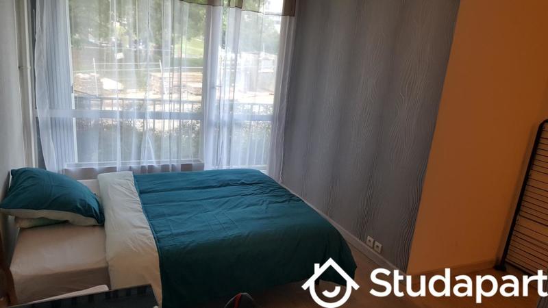 Chambre - 15 m² - 1 pièce