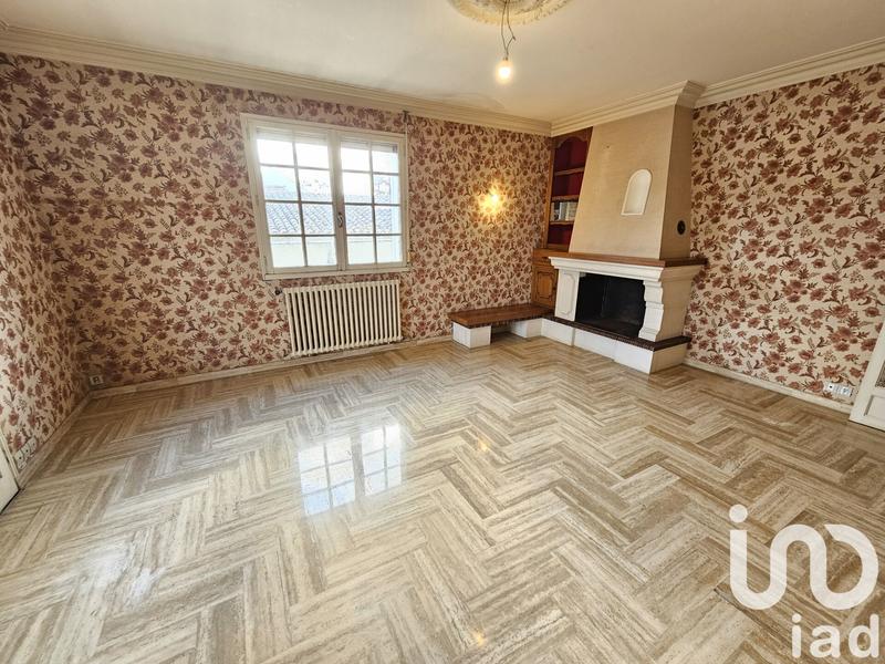 Maison - 220 m² - 14 pièces