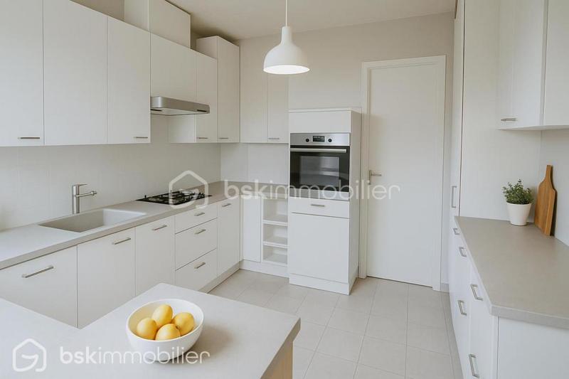 Maison - 85 m² - 4 pièces