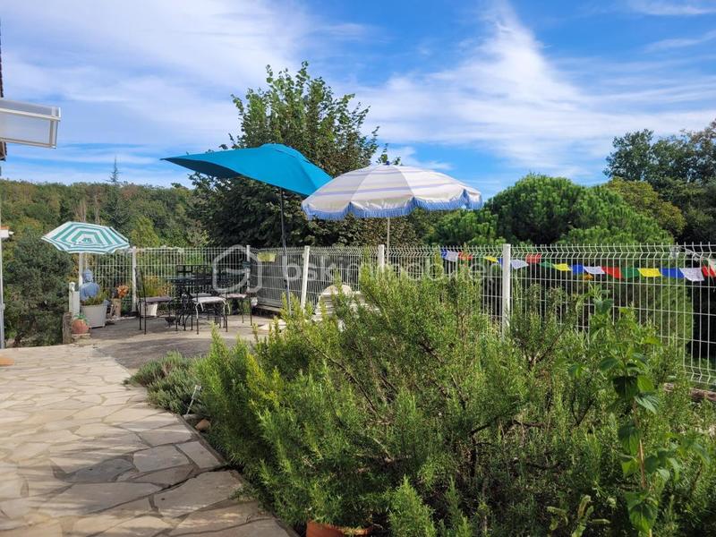 Maison - 110 m² - 7 pièces