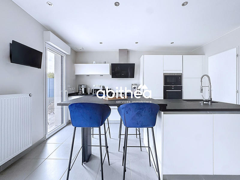 Maison - 108 m² - 5 pièces