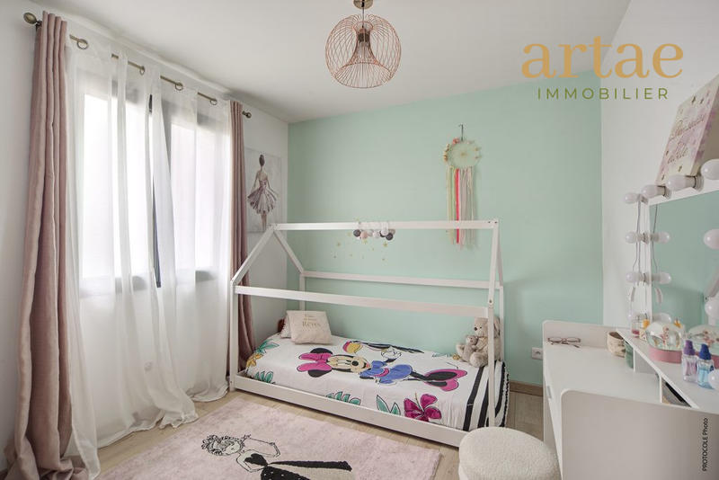 Maison - 115 m² - 6 pièces