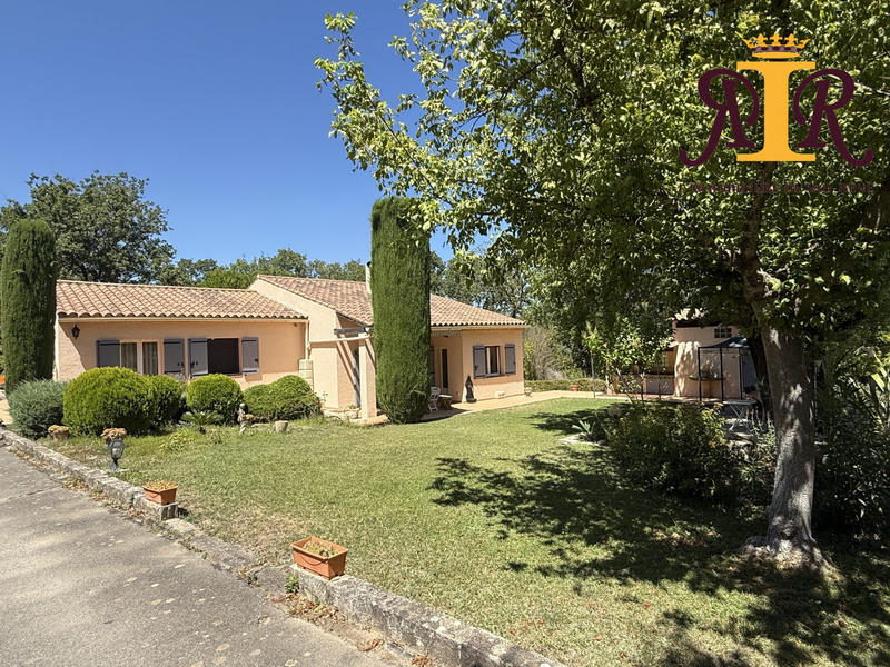 Maison traditionnelle - 169 m² - 7 pièces