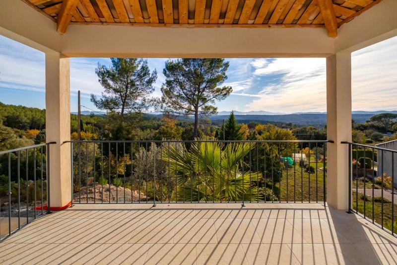 Maison - 187 m² - 10 pièces