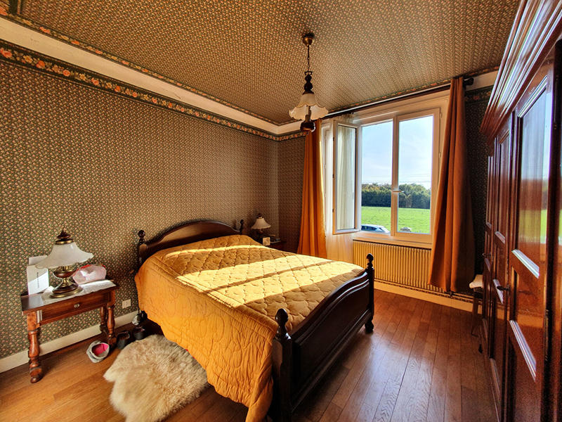 Maison - 102 m² - 5 pièces