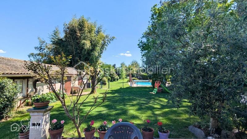 Maison - 160 m² - 9 pièces