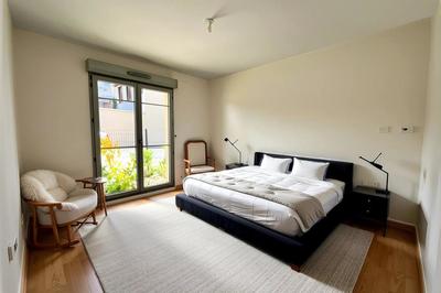 Appartement - 81 m² - 4 pièces