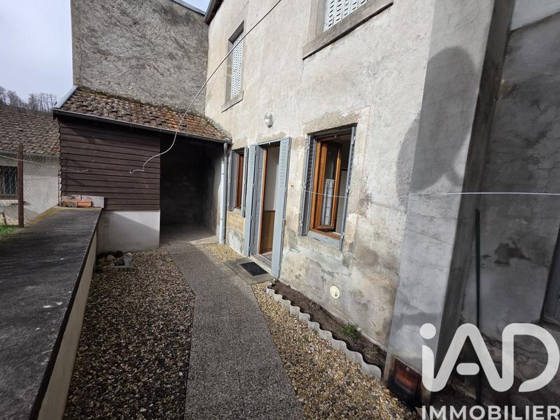 Maison - 111 m² - 7 pièces