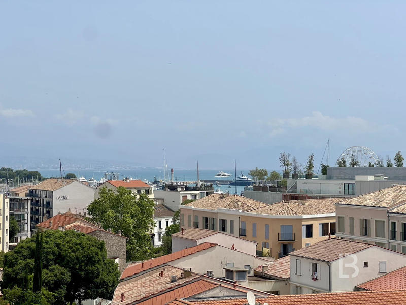 Appartement - 108 m² - 4 pièces