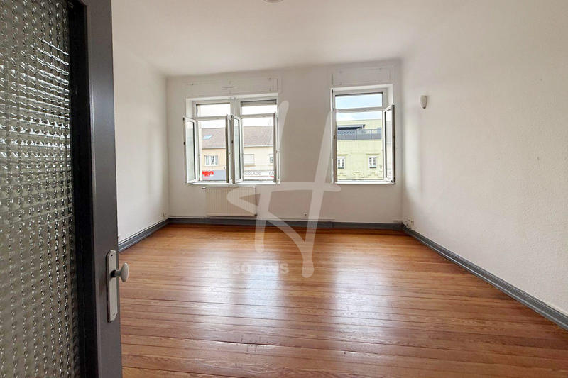 Appartement - 112 m² - 5 pièces