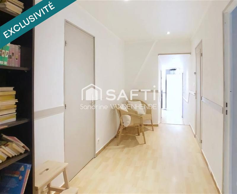 Maison - 181 m² - 10 pièces