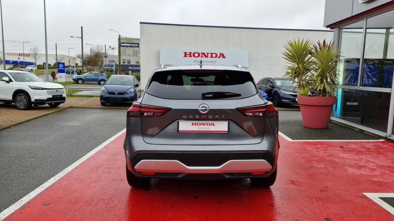 Nissan Qashqai II 1.3 Dig-T 140 Tekna