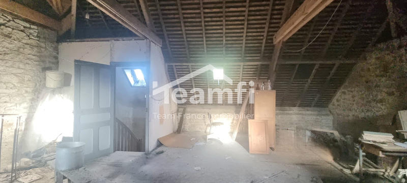 Maison - 230 m² - 9 pièces