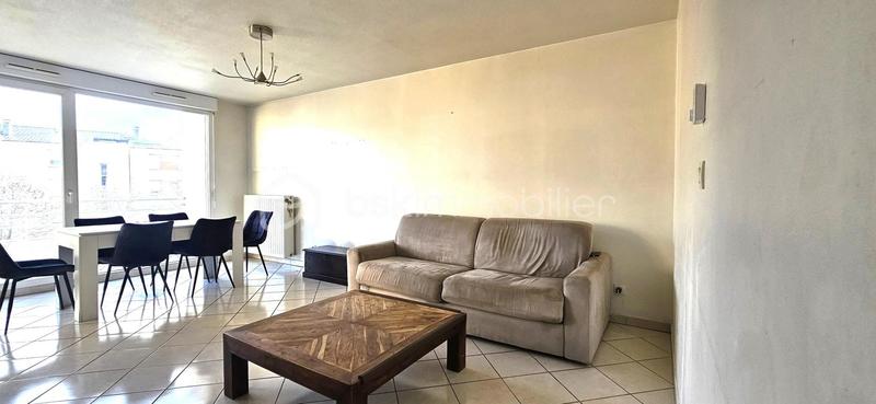 Appartement - 72 m² - 3 pièces