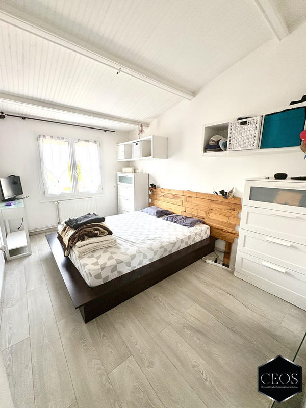 Maison traditionnelle - 83 m² - 5 pièces