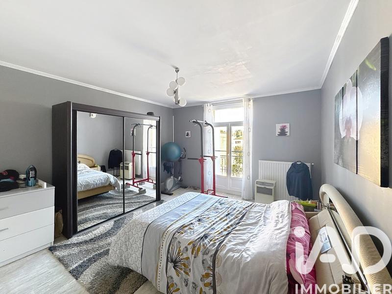 Maison de village - 270 m² - 7 pièces