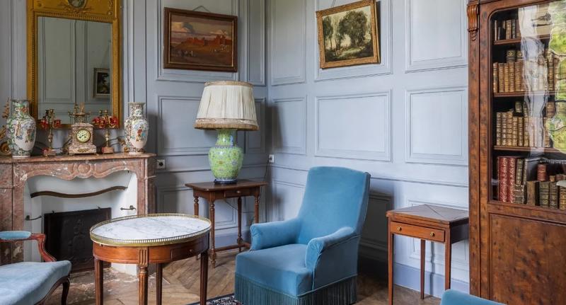 Manoir - 1 700 m² - 35 pièces