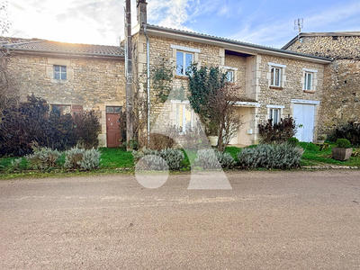 Maison - 320 m² - 8 pièces