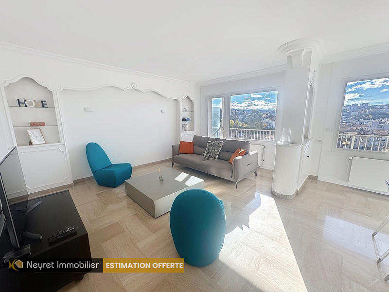 Appartement - 112 m² - 5 pièces