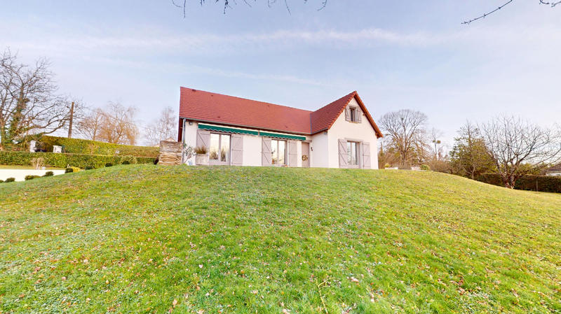 Maison - 138 m² - 6 pièces