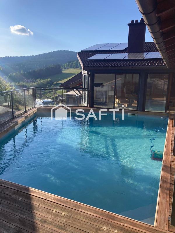 Châlet - 280 m² - 8 pièces