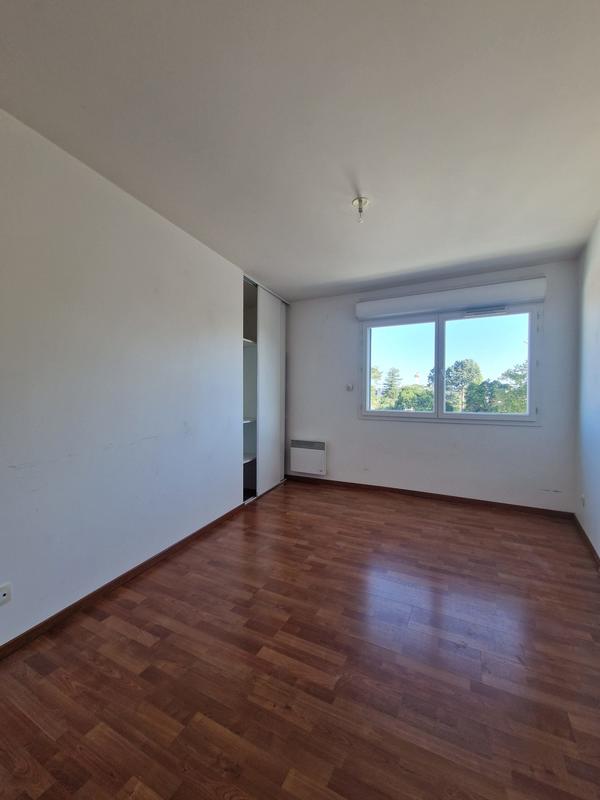 Appartement - 120 m² - 5 pièces