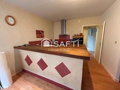 Maison - 95 m² - 4 pièces