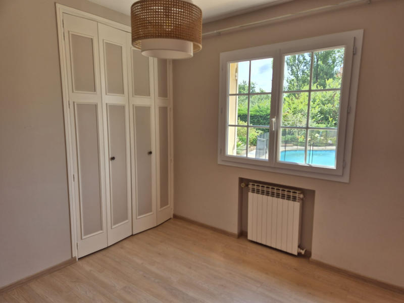 Maison - 160 m² - 8 pièces