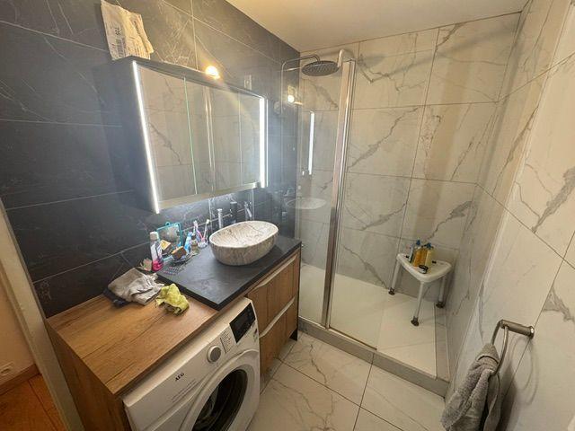 Appartement - 74 m² - 2 pièces